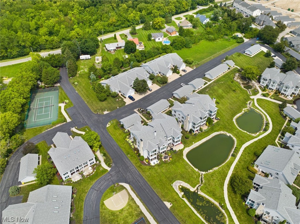 Pointe Falls - Residential