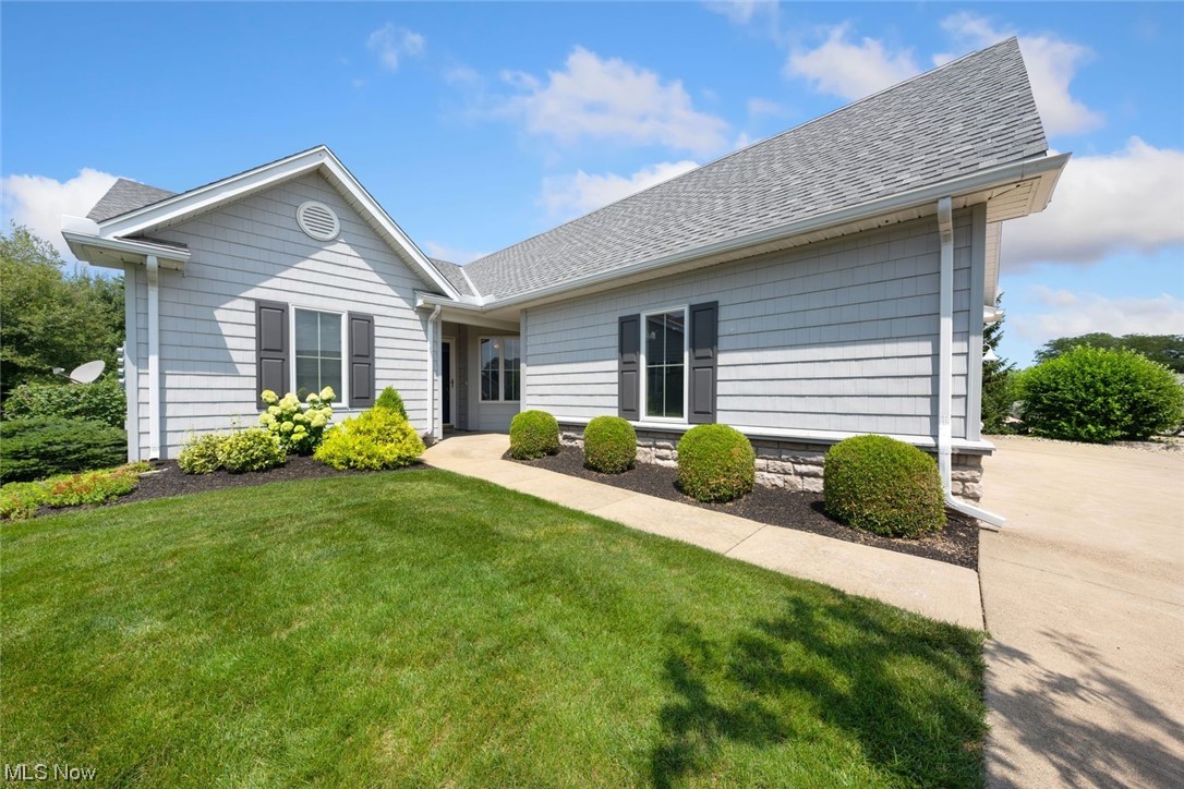 Pointe Falls - Residential