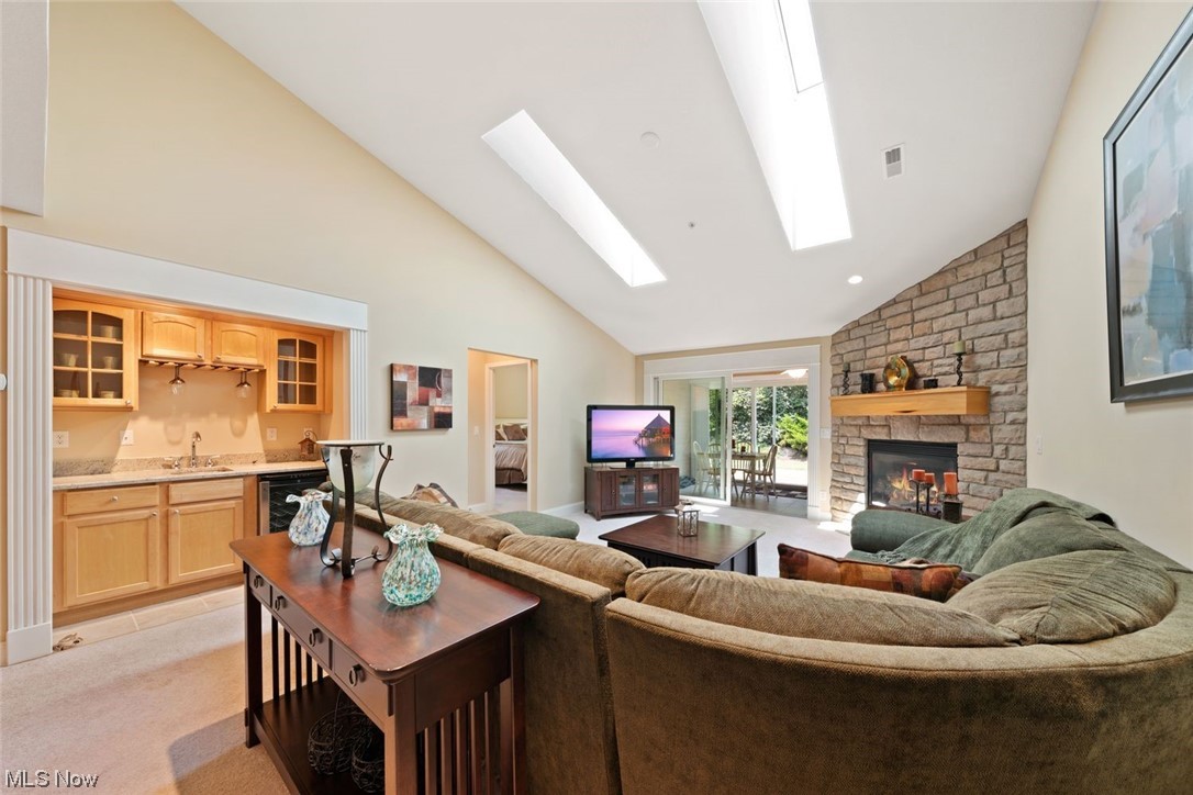 Pointe Falls - Residential