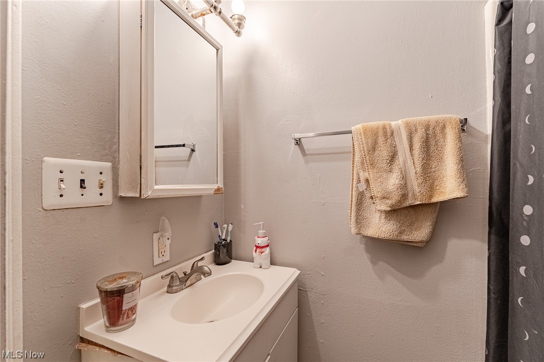 West Smith & Jordans Western - Residential Income