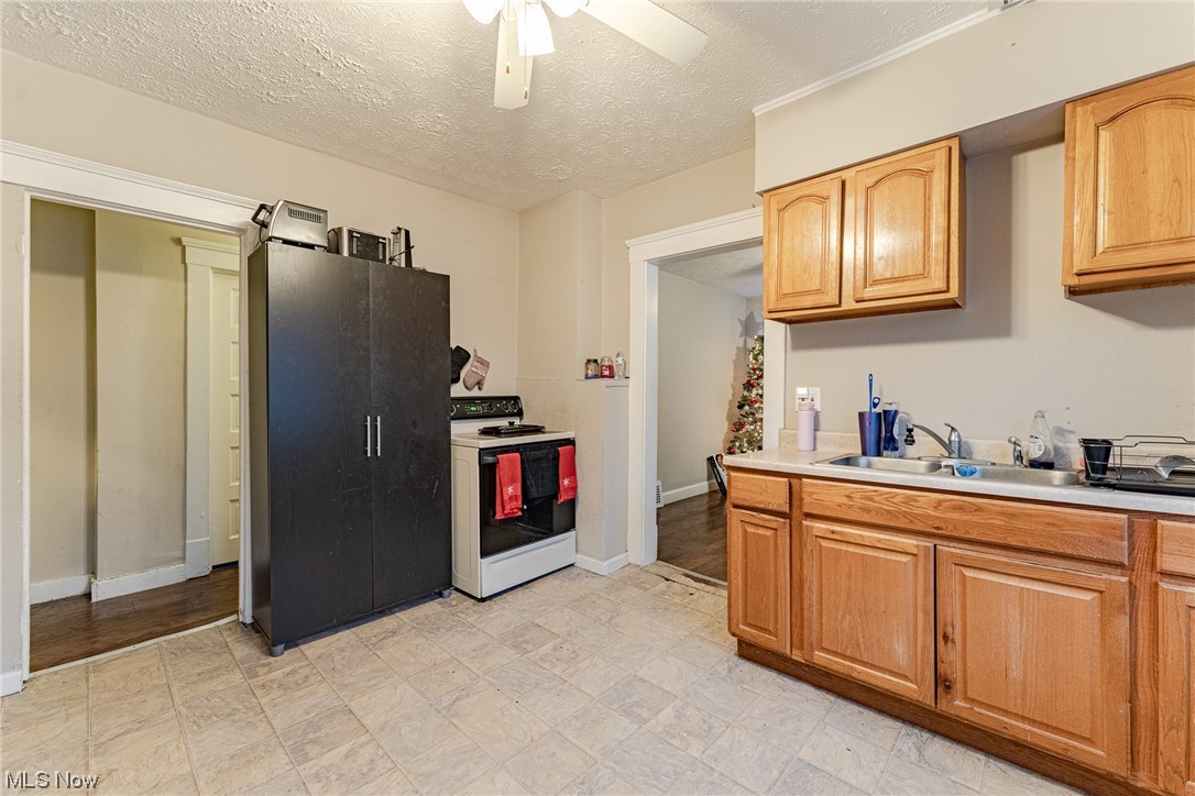 West Smith & Jordans Western - Residential Income