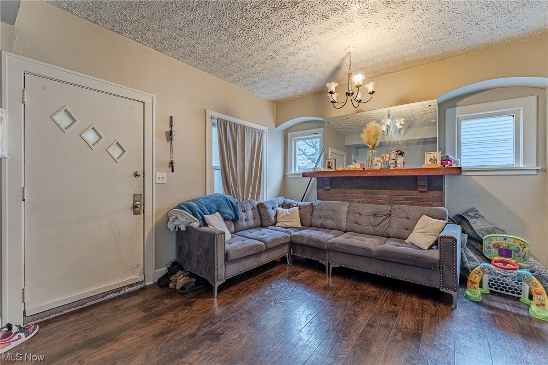 West Smith & Jordans Western - Residential Income