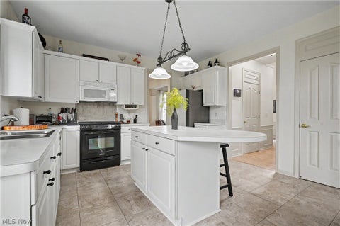 Tiny photo for 535 Alliance Drive, Northfield, OH 44067 (MLS # 5239166)