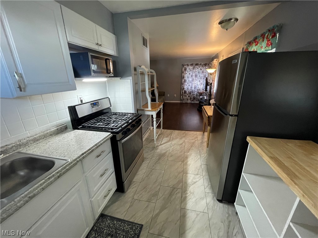 Benton Village Condo - Residential