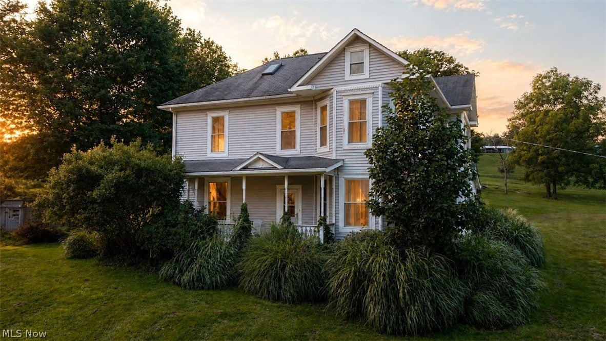 100 Stratton Lane