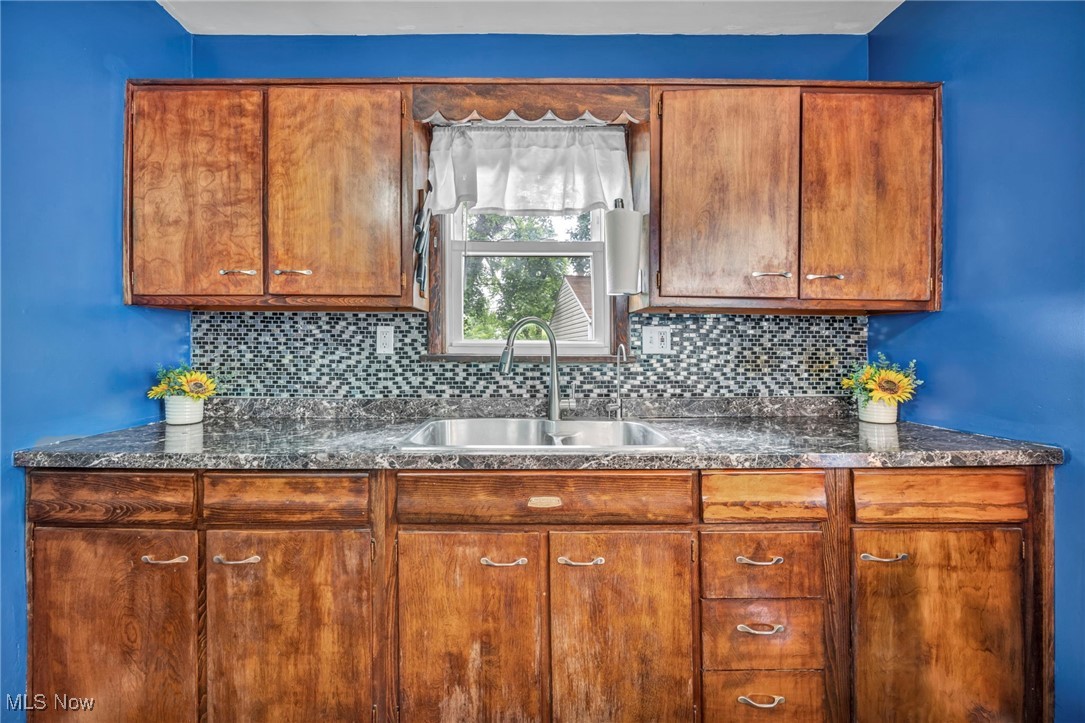 3704 W 36th Street, Cleveland, Ohio image 6
