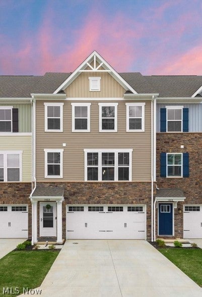 Condo For Sale - 1422 Chateau Place<br/> Lorain County, Avon, OH 44011