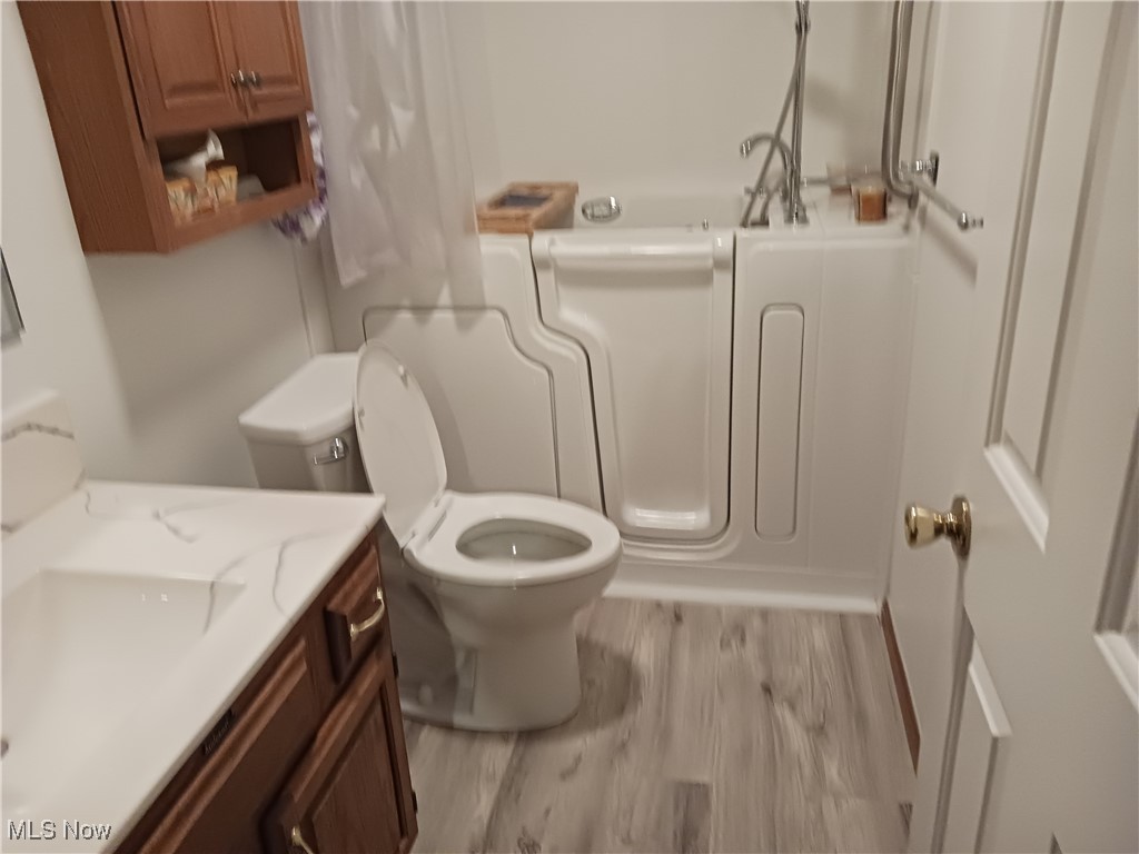 Avon Woods Condo - Residential