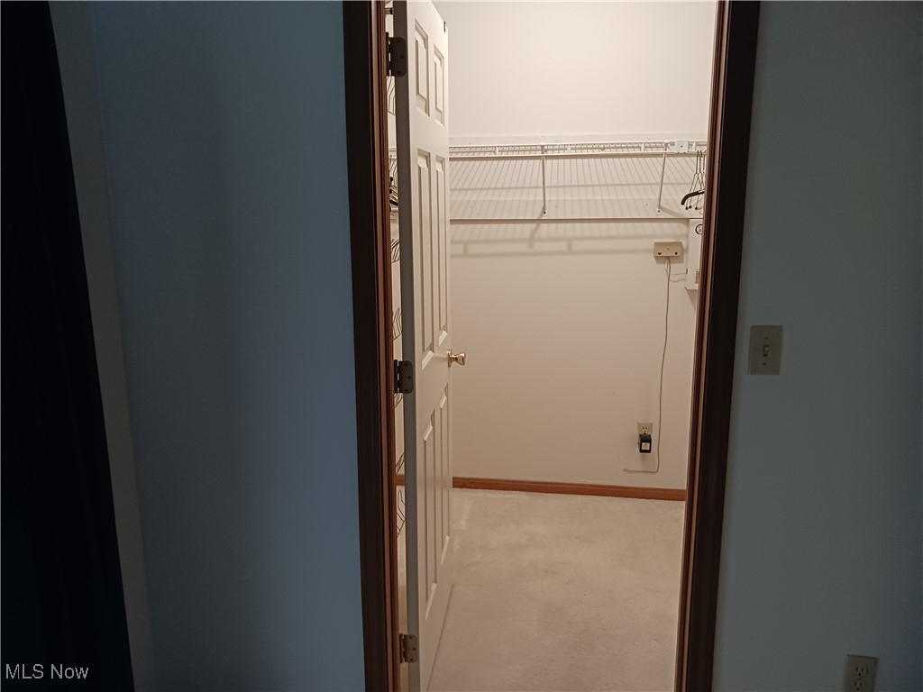 Avon Woods Condo - Residential
