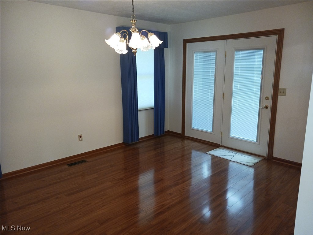 Avon Woods Condo - Residential