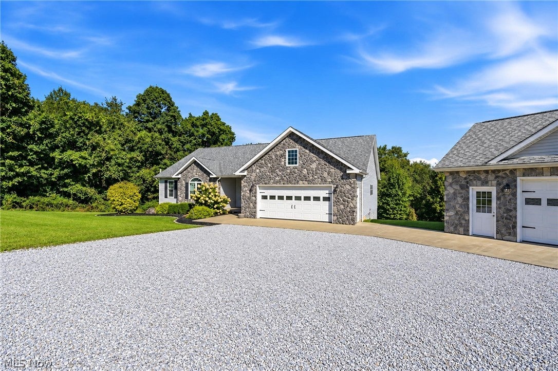 37517 Harry's Ridge road