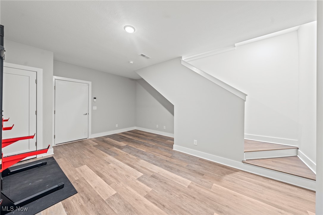 Breakwater Bluffs Lt Twnhms S - Residential