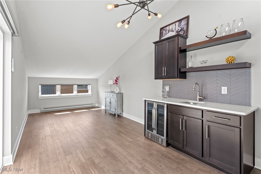 Breakwater Bluffs Lt Twnhms S - Residential