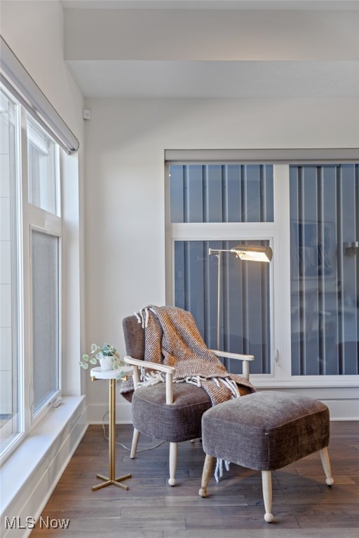 Breakwater Bluffs Lt Twnhms S - Residential