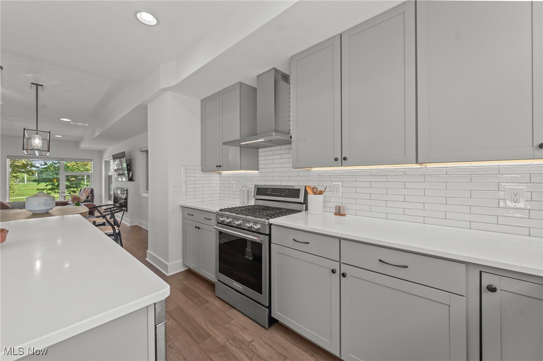 Breakwater Bluffs Lt Twnhms S - Residential