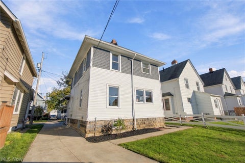 Tiny photo for 1446 Roycroft Avenue, Lakewood, OH 44107 (MLS # 5255610)