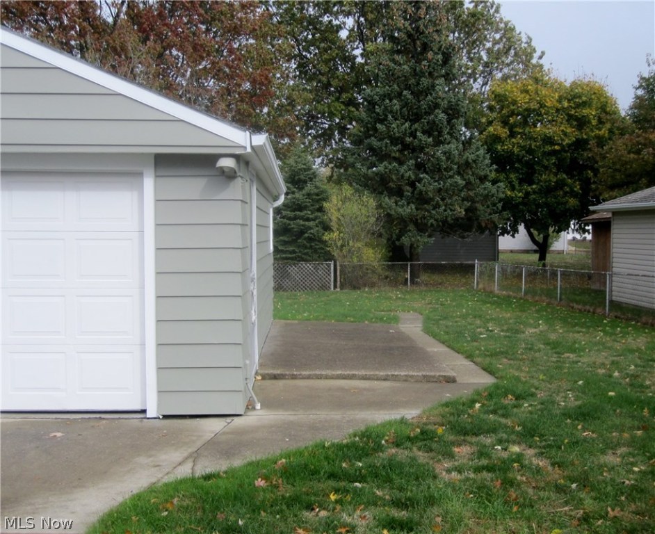 Grand Blvd - Residential