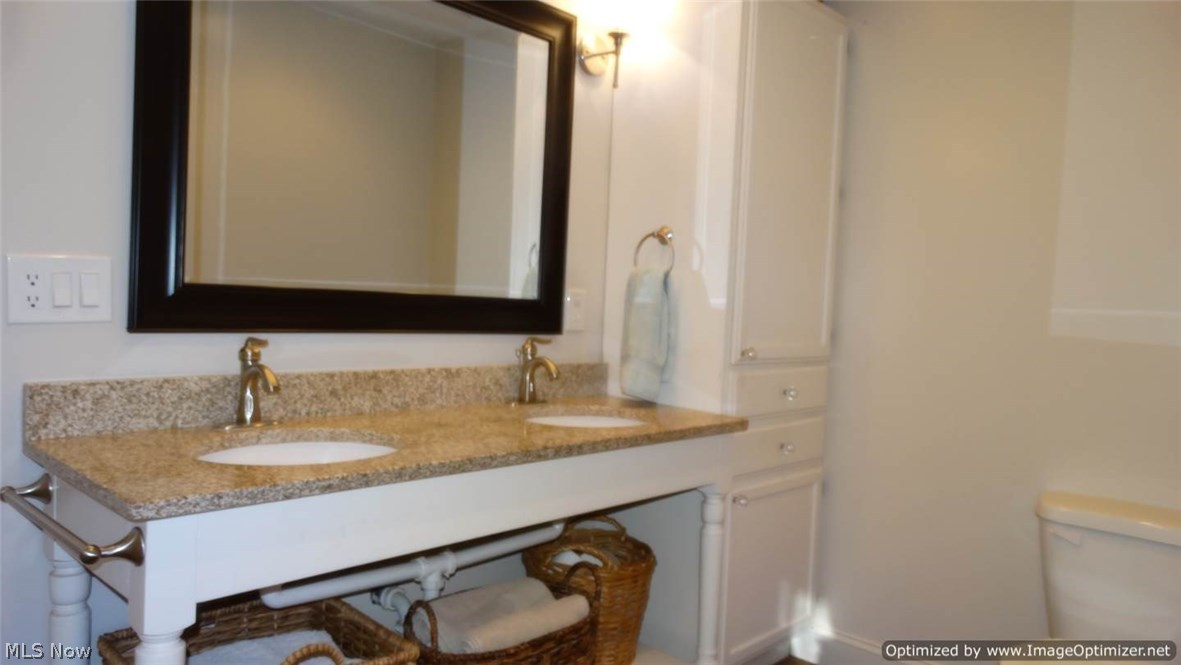 Walnut Trace - Residential