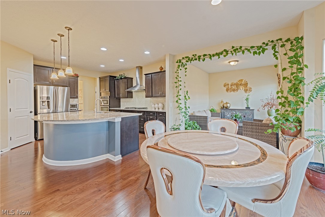 Reserve At River Oaks Sub - Residential