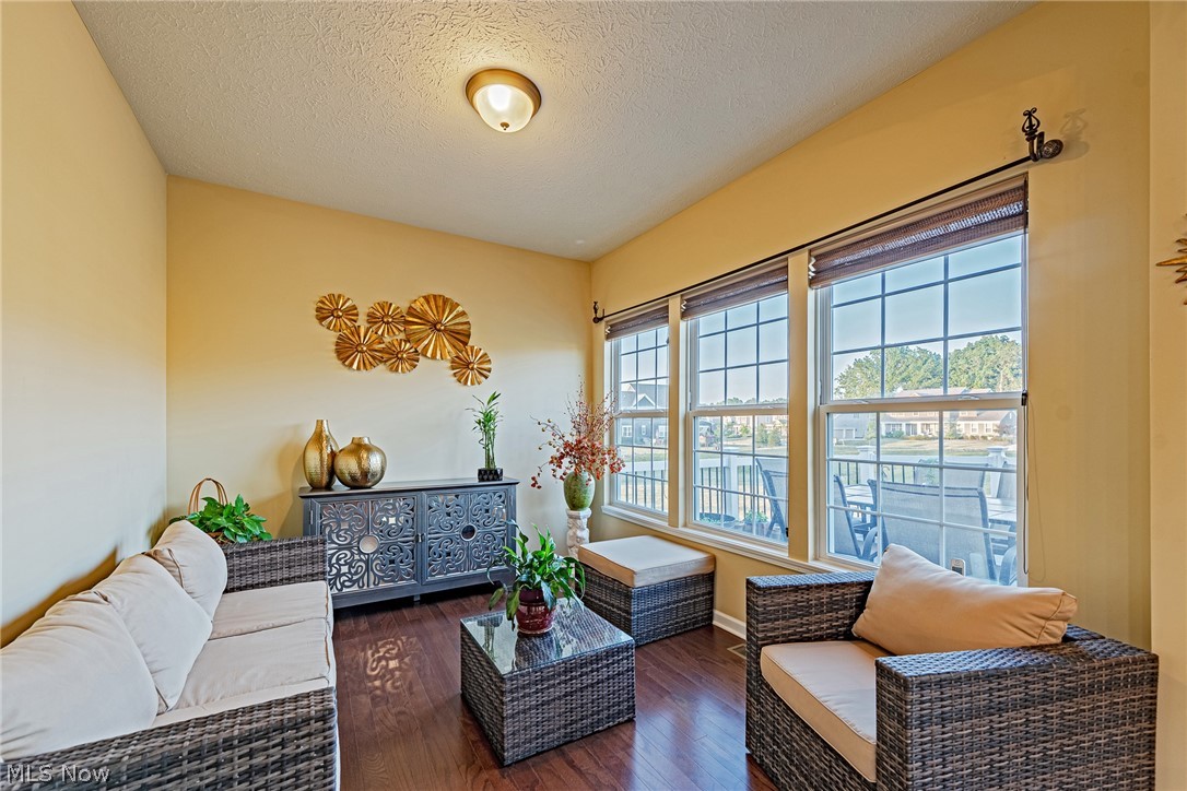 Reserve At River Oaks Sub - Residential