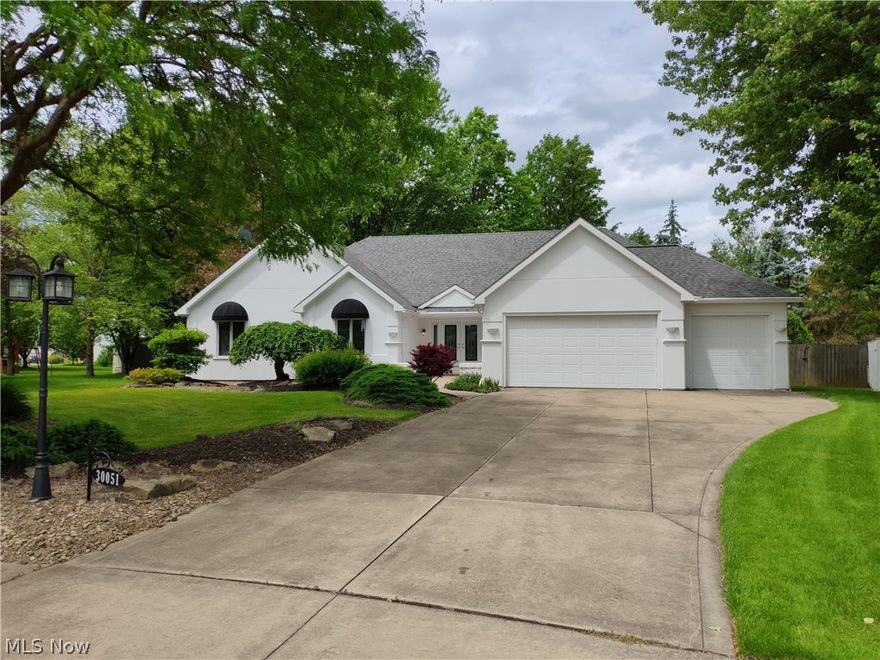 Not a cookie cutter buyer? Take a look at this Contemporary custom built ranch tucked away at the end of a cul-de-sac on a 59X209 well manicured treed lot! The grand entrance foyer will welcome you to the open floor plan with skylights above to give it that extra light as you enter! You'll love the huge kitchen with plenty of space for the whole family and then some,overlooking your fully fenced back yard. All appliances stay and includes a new dishwasher, garbage disposal, microwave. New granite and backsplash. This home also boasts a new furnace, central air, roof, new windows, new updated baths all within a couple of years or sooner. When you are entertaining, you'll love the huge cheery loft that the gang can play their favorite game or watch their favorite team win, while others can enjoy conversation in the huge living area. The 3 car garage is a plus with plenty of storage space too! Call for your private tour today!