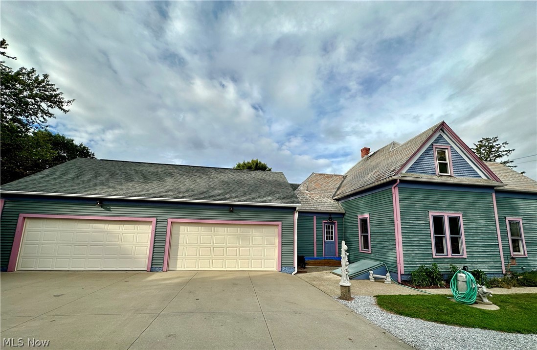 Zoar Village - Residential