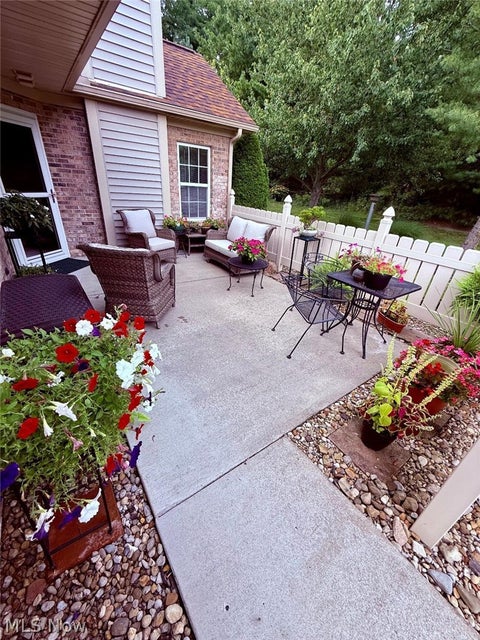 Tiny photo for 695 E Western Reserve Road #1504, Poland, OH 44514 (MLS # 5233952)