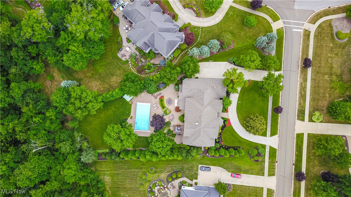 6595 Dorset Lane, Solon, Ohio image 4