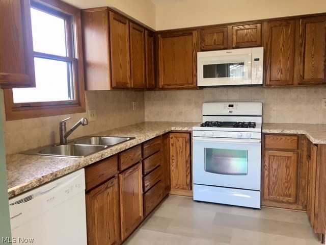 Cinnamon Lake - Residential