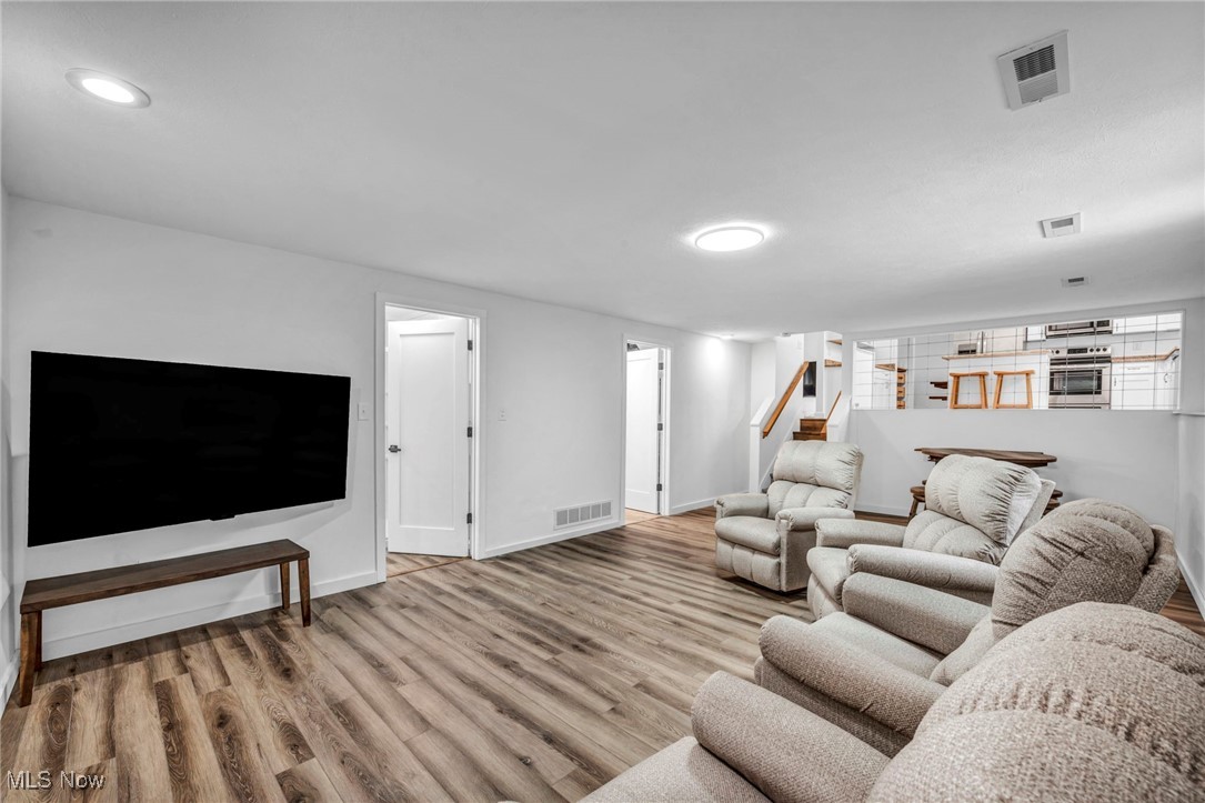 20150 Jefferson Court, Strongsville, Ohio image 10