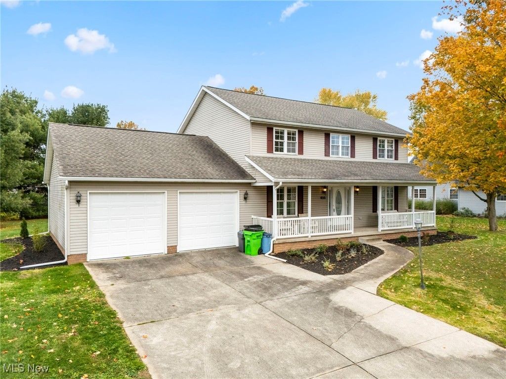 Photo of 635 Quinten Avenue NW, Strasburg, OH 44680 (MLS # 5179039)