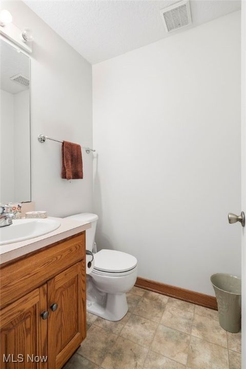 Tiny photo for 635 Quinten Avenue NW, Strasburg, OH 44680 (MLS # 5179039)