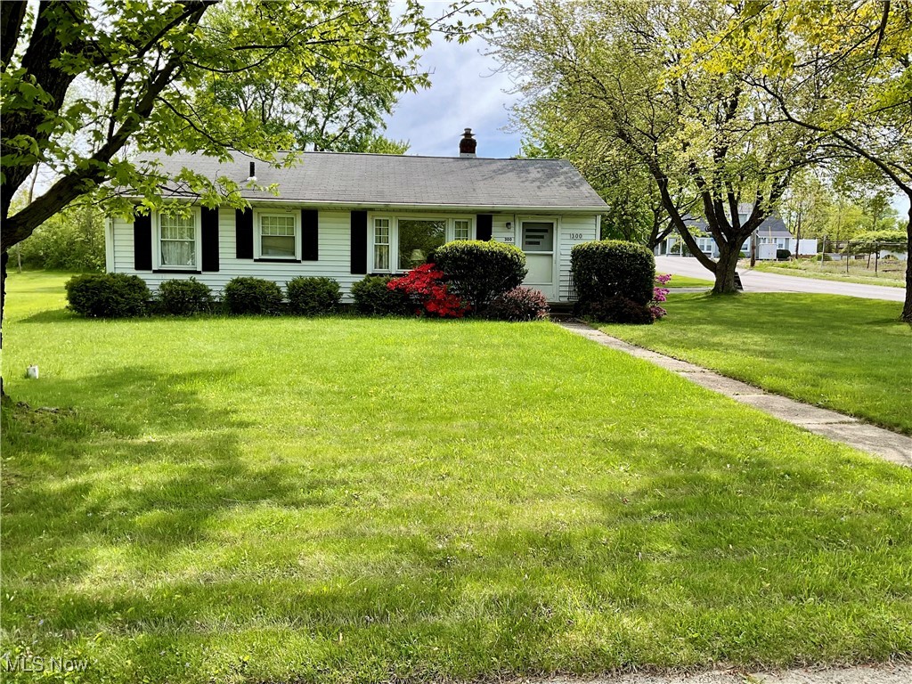 300 Denman Avenue, Cortland, Ohio image 1