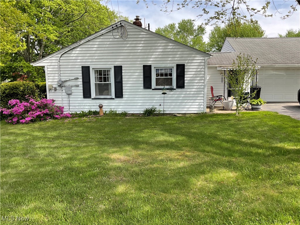 300 Denman Avenue, Cortland, Ohio image 13