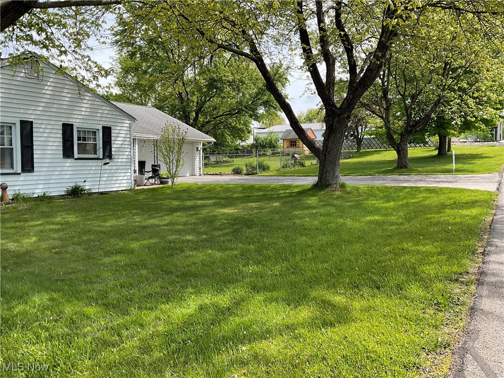 300 Denman Avenue, Cortland, Ohio image 12