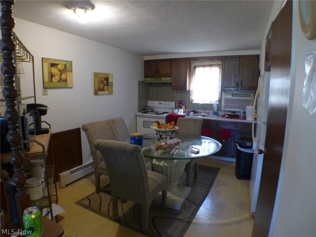 Hopkins Heights - Residential Income