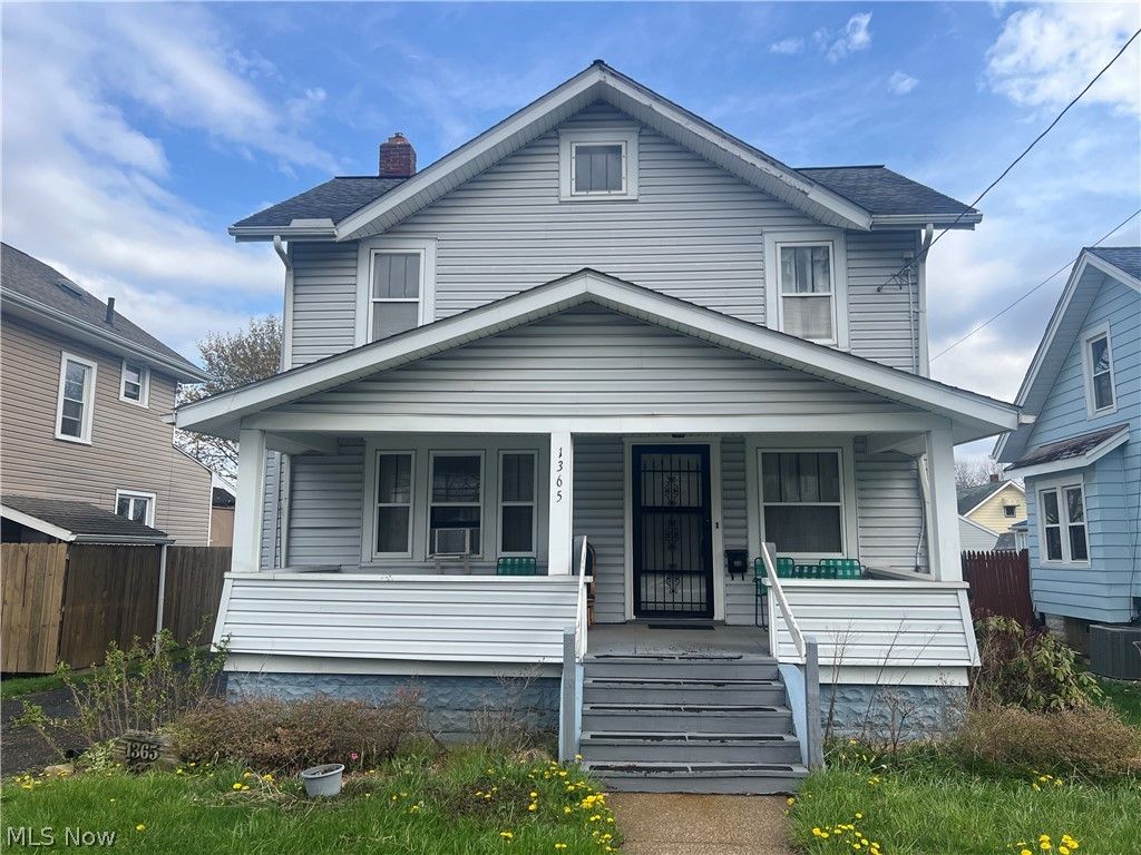 Photo of 1365 Prospect Street, Barberton, OH 44203 (MLS # 5201187)