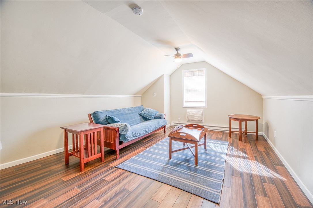 Harold J Whites 01 - Residential