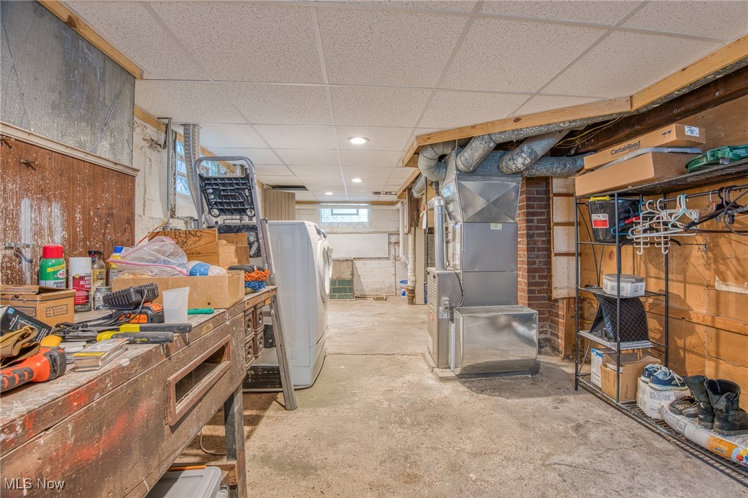 Harold J Whites 01 - Residential