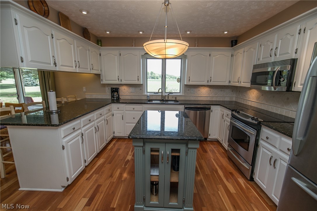 Henrietta 12 - Residential