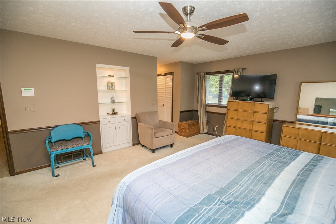 Henrietta 12 - Residential