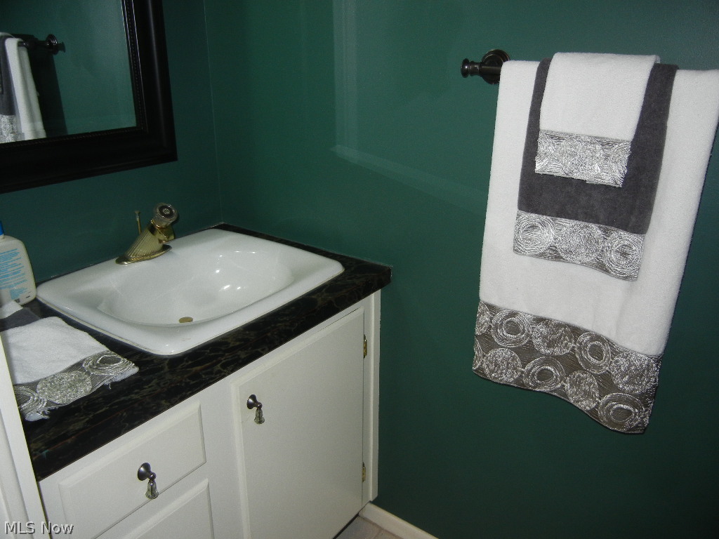 Ledgewood 01 - Residential