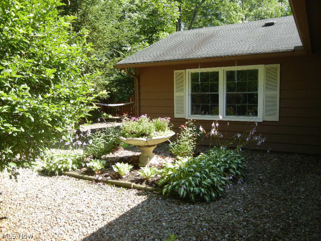 Ledgewood 01 - Residential