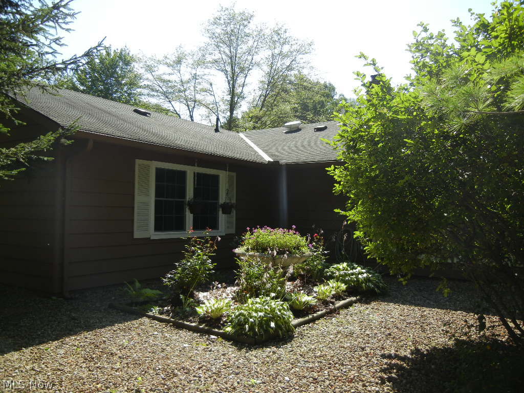 Ledgewood 01 - Residential