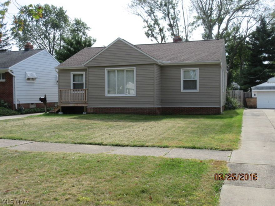 Great looking vinyl sided ranch priced to sell!  Newer roof, over-sized two car garage, and a nice deep lot.  Traditional ranch floor plan offering hardwood floors thru-out much of the first floor.  Formal dining room, good size kitchen, and a relatively neutral bath.  Full, unfinished basement with newer electrical panel.  Tremendous value awaits right here!