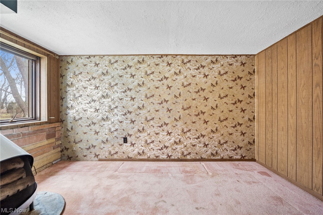 Clague Road Home Companys - Residential