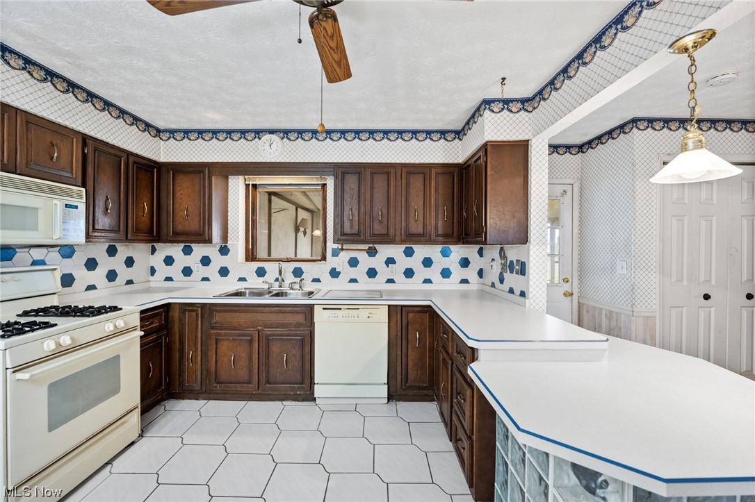 Clague Road Home Companys - Residential