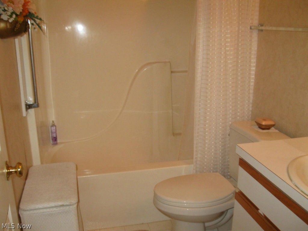 Hillary Place Condo - Residential