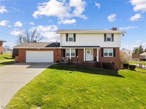 Homes For Sale - 195 Walker Manor Drive<br/> Brooke County, Colliers, WV 26035