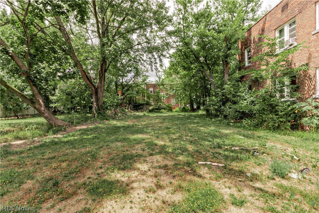 884 E 144th Street